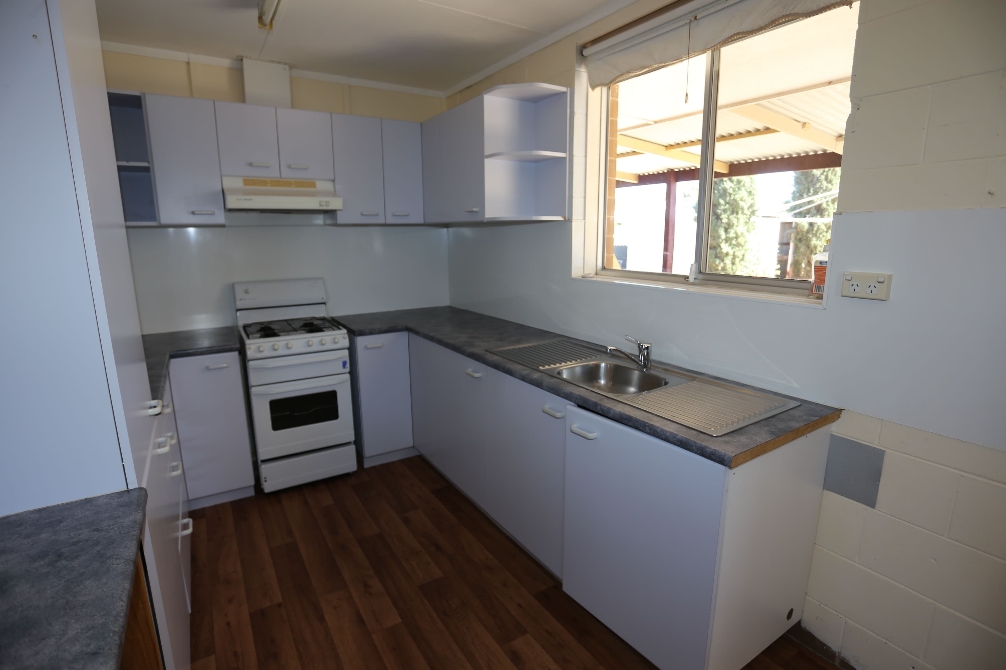 9 Sturt Pea Crescent, Kambalda West WA 6442, Kambalda West - Thumbnail 4