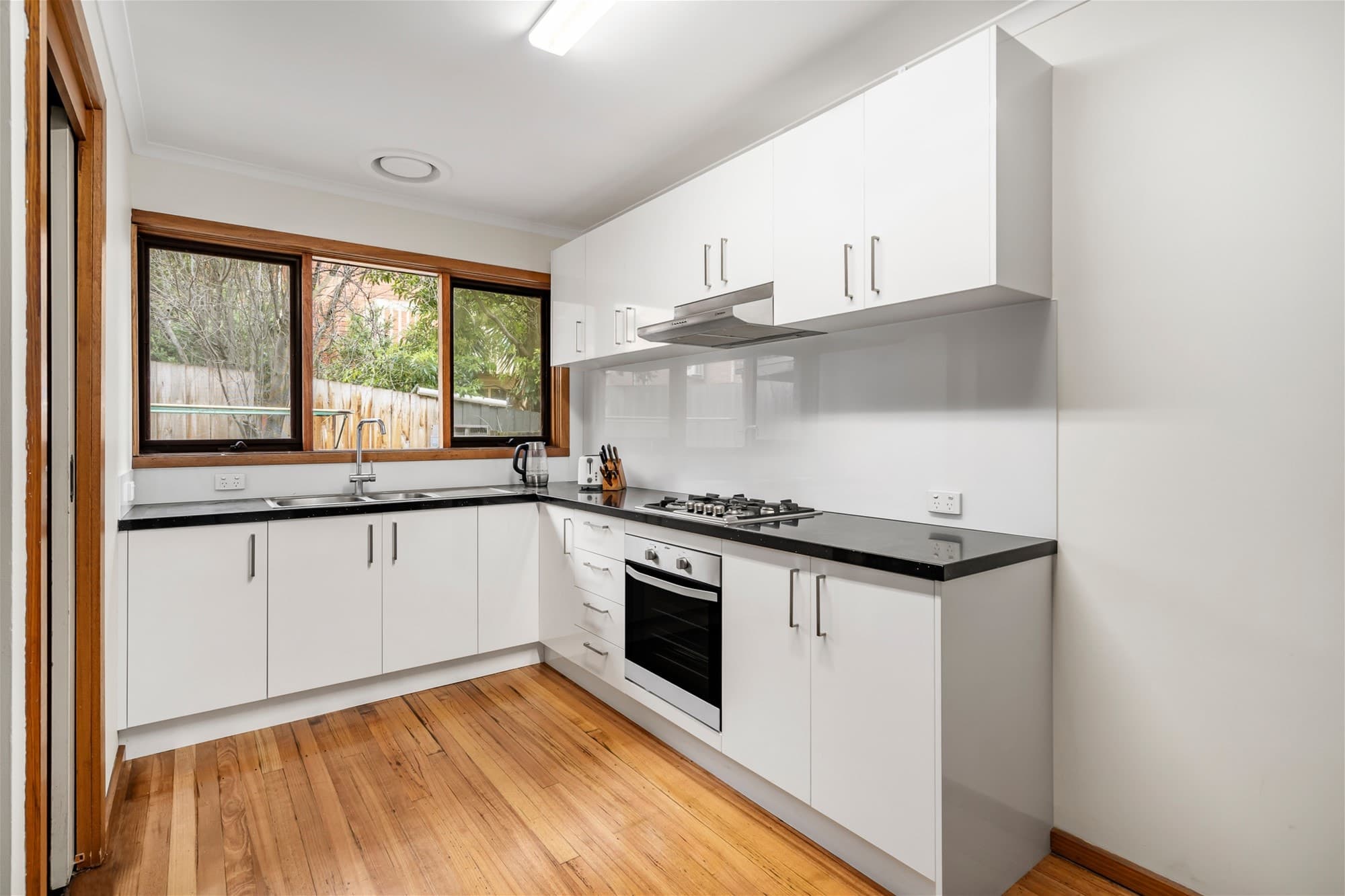 4/54 Banksia Street HEIDELBERG, VIC, Heidelberg - Thumbnail 3