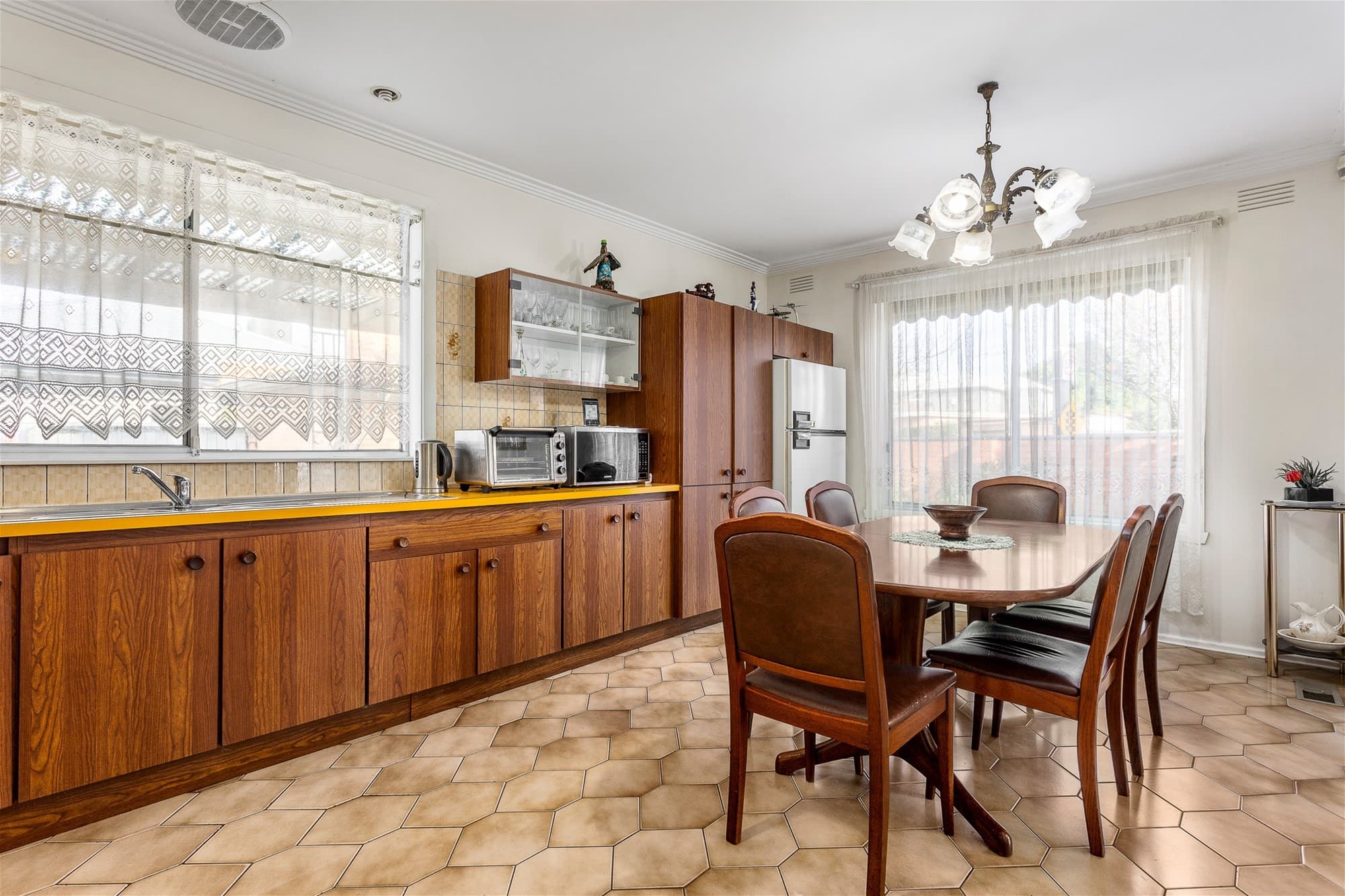 38 Oriel Road IVANHOE, VIC, Ivanhoe - Thumbnail 5