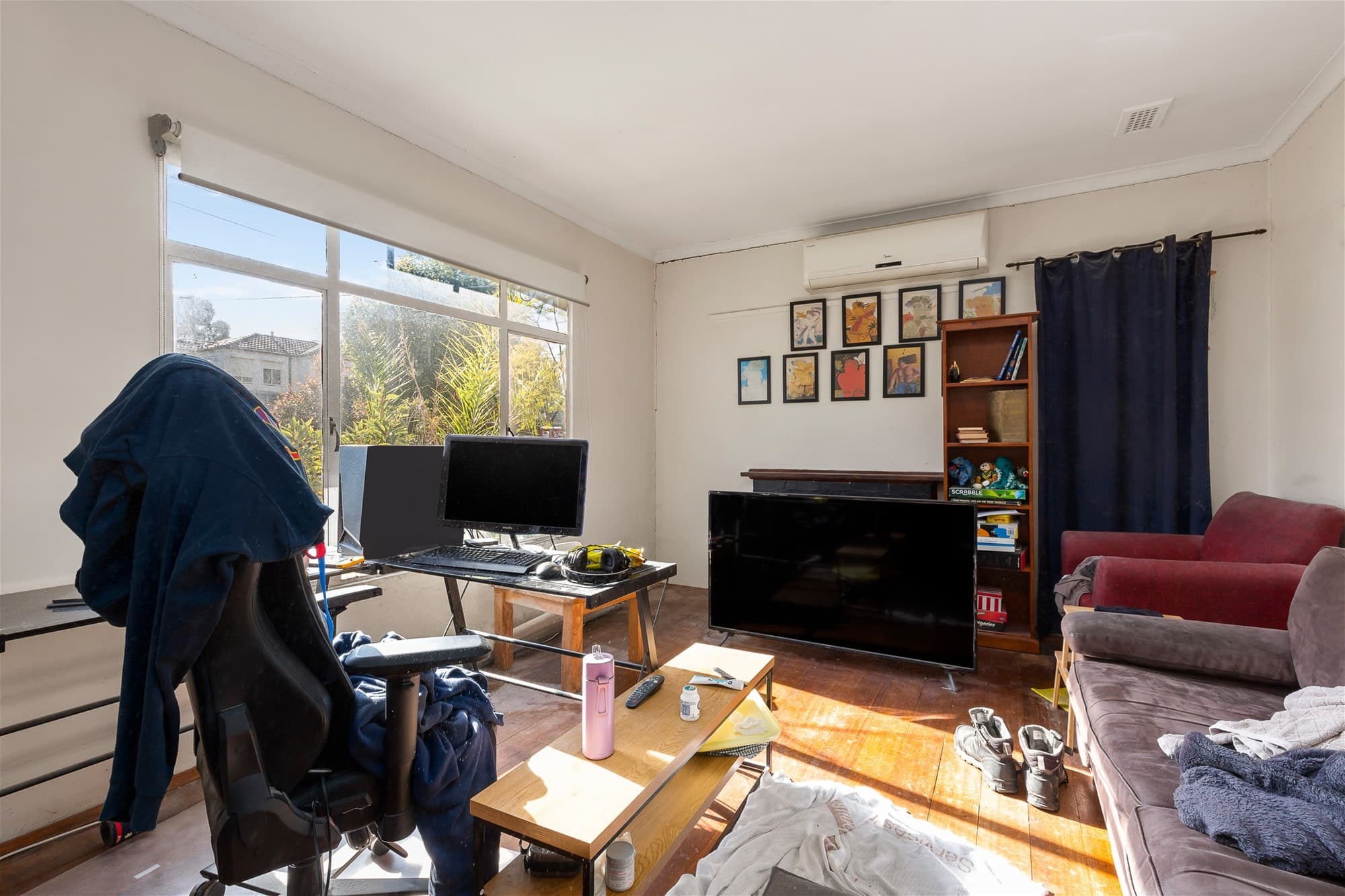 49 Andrews Avenue RESERVOIR, VIC, Reservoir - Thumbnail 2