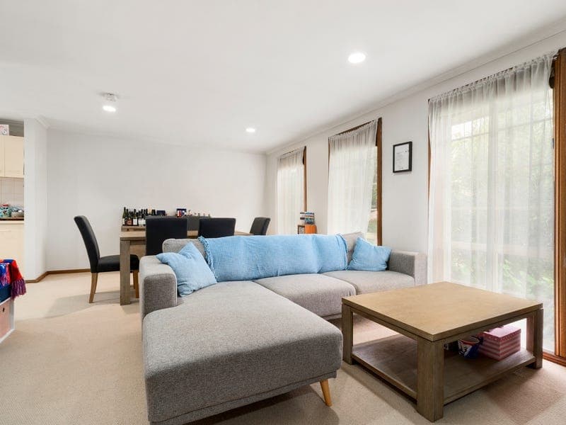 24 Menzie Grove EAGLEMONT, VIC, Eaglemont - Thumbnail 2