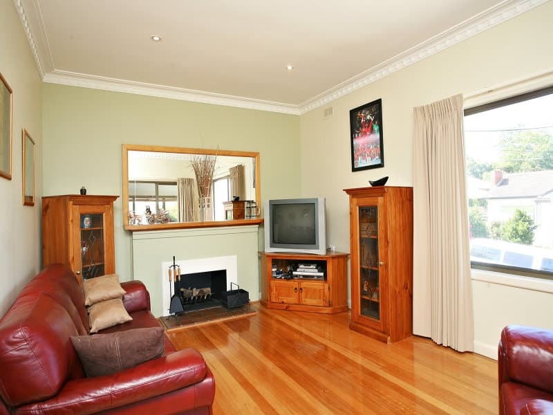 1 Coorie Crescent ROSANNA, VIC, Rosanna - Thumbnail 2