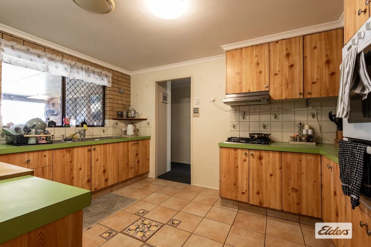 30 Crestview Avenue, Gatton, QLD, 4343, Gatton - Thumbnail 6