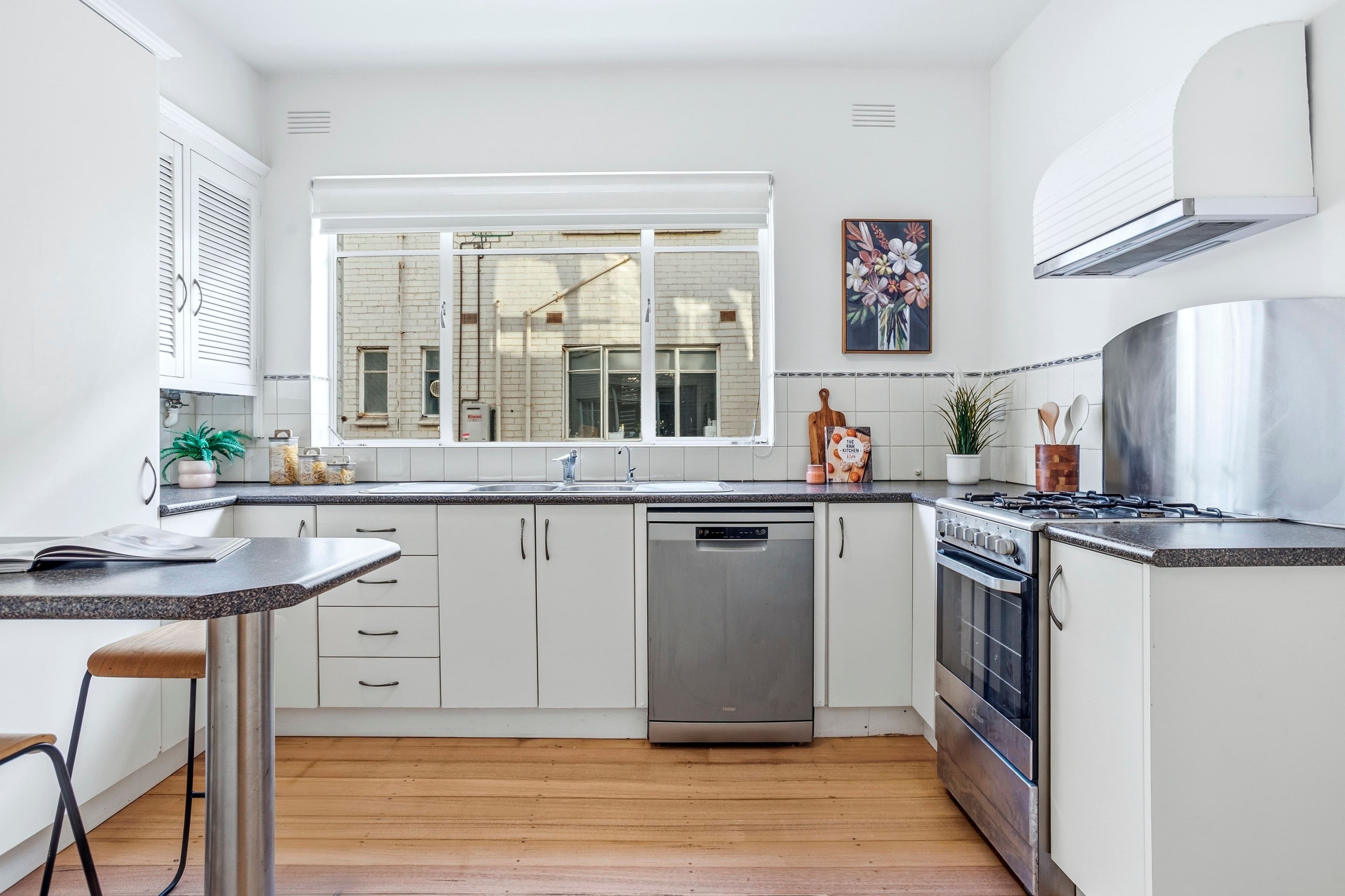 2/18 King Street, Elsternwick VIC 3185, Elsternwick - Thumbnail 5