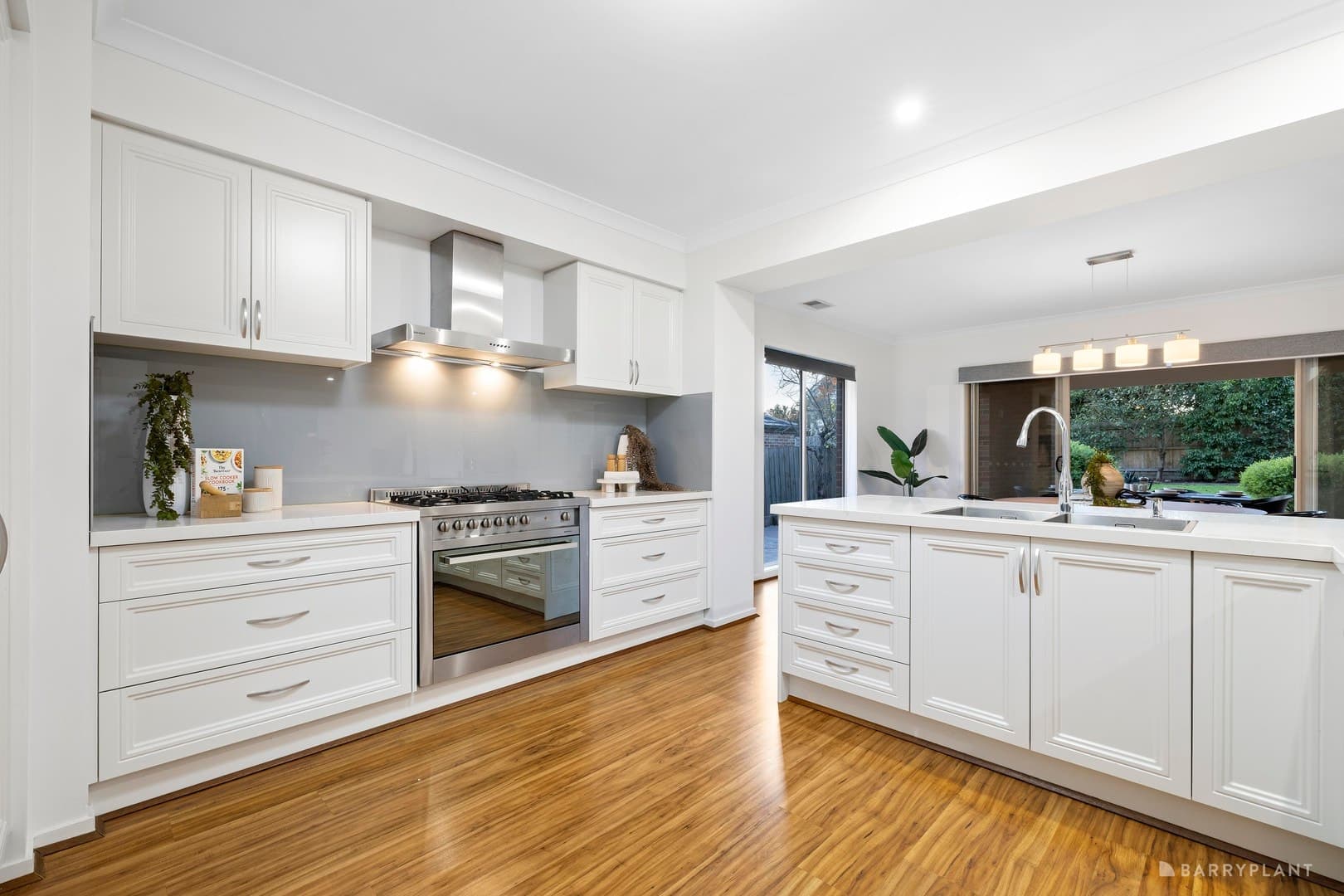 9 Outhwaite Avenue, Doncaster, VIC 3108, Doncaster - Thumbnail 3