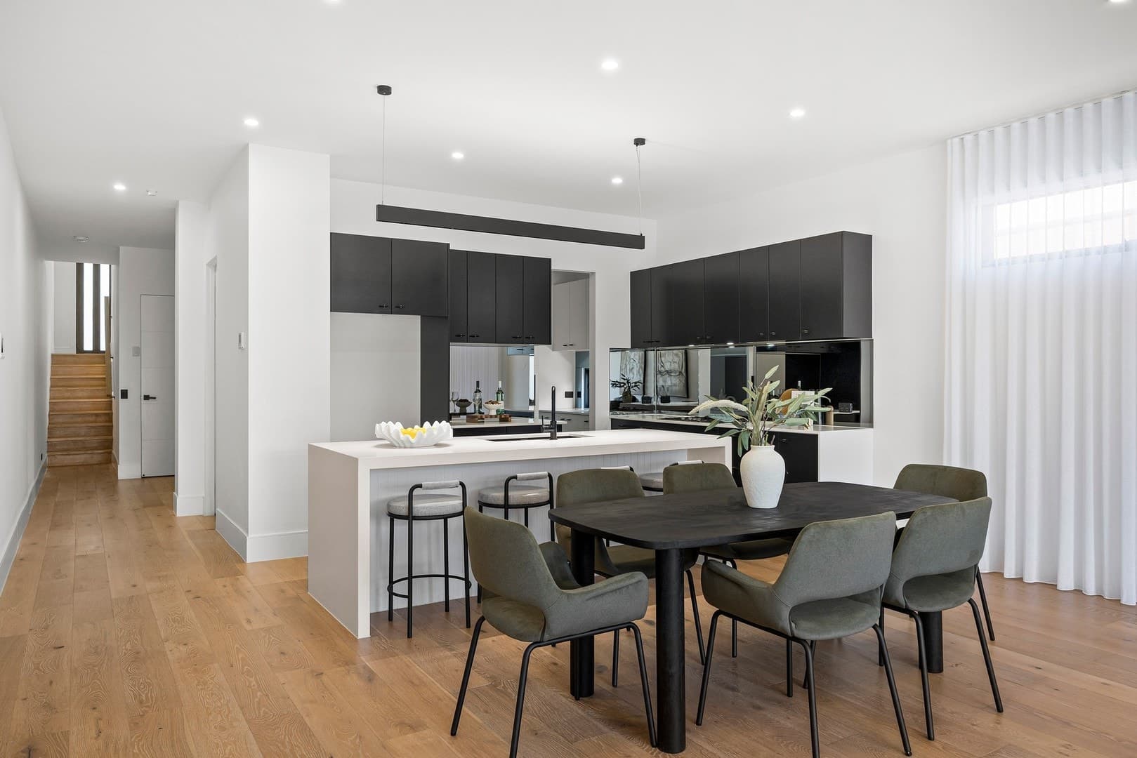 103 Ogilvie StEssendon, vic 3040, Essendon - Thumbnail 2