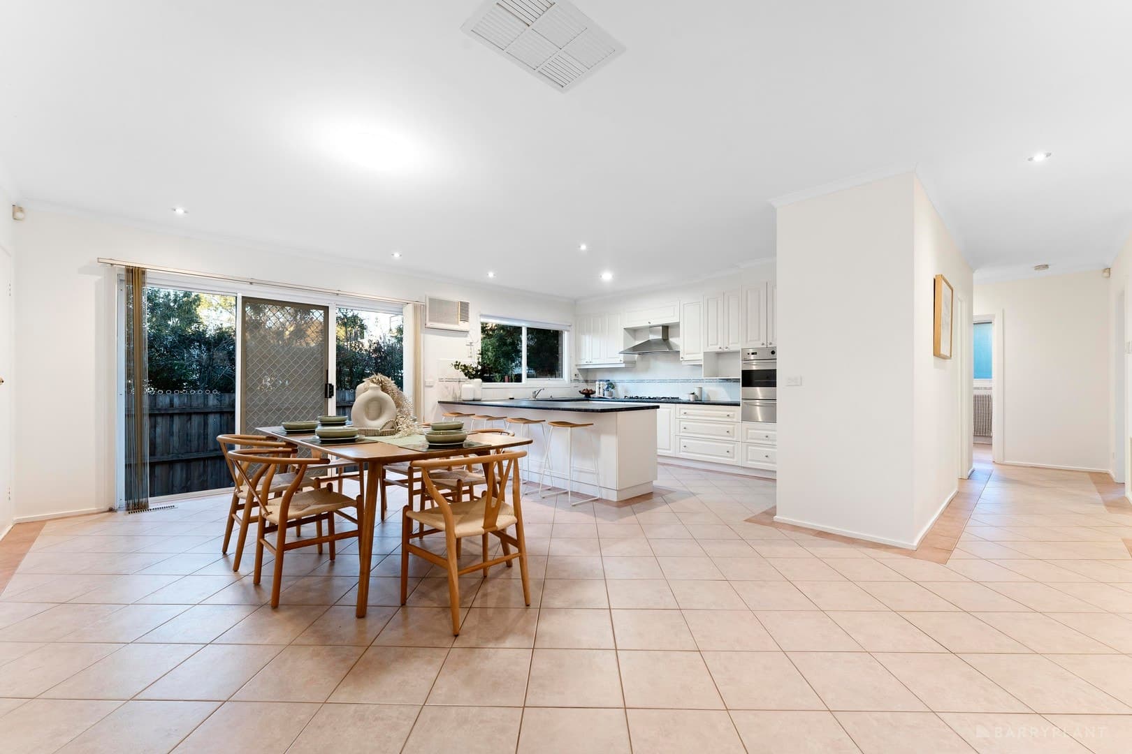 2/19 Janet Street, Templestowe Lower, VIC 3107, Templestowe Lower - Thumbnail 3