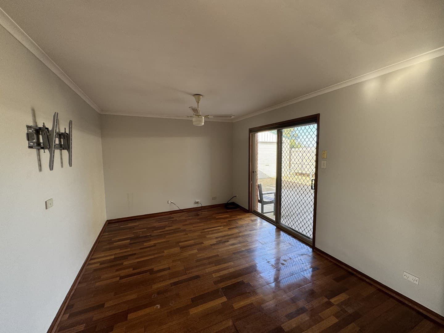 8 Govett Crescent, St Albans Park, VIC 3219, St Albans Park - Thumbnail 4