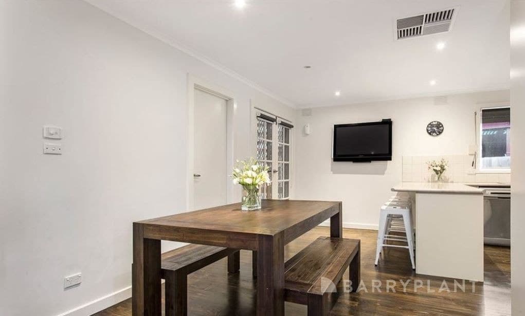 4 Carlita Close, Mill Park, VIC 3082, Mill Park - Thumbnail 3