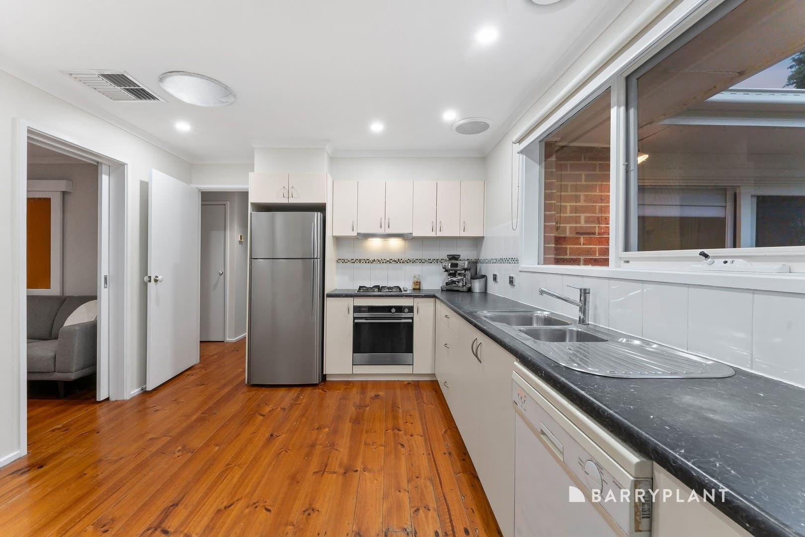 68 Sheppard Drive, Scoresby, VIC 3179, Scoresby - Thumbnail 3