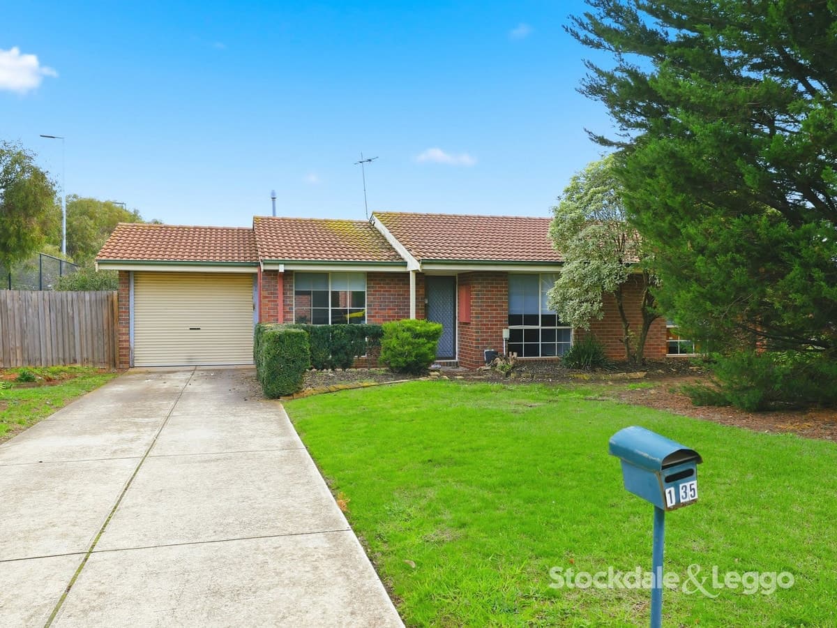 1 / 35 Wickham Street, Melton South VIC 3338, Melton South - Image 1