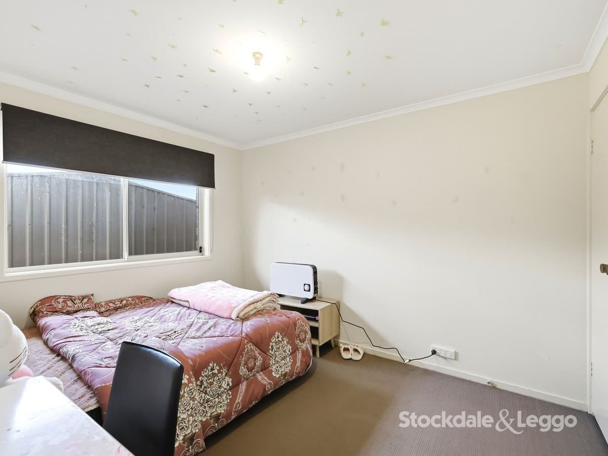 1 / 35 Wickham Street, Melton South VIC 3338, Melton South - Thumbnail 3