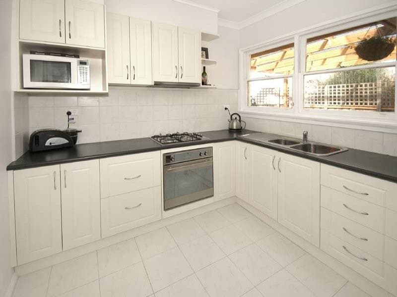 1/6 Kuebler Street, Glen Waverley, VIC 3150, Glen Waverley - Thumbnail 4