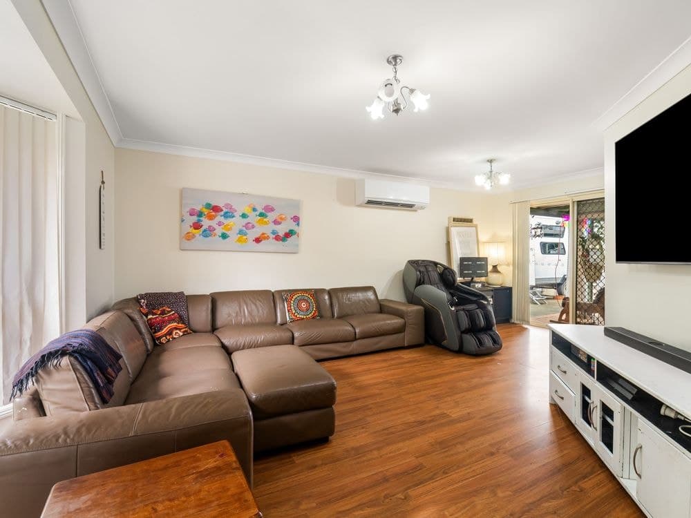 10 Volstead Road, HERITAGE PARK, QLD 4118, Heritage Park - Thumbnail 2