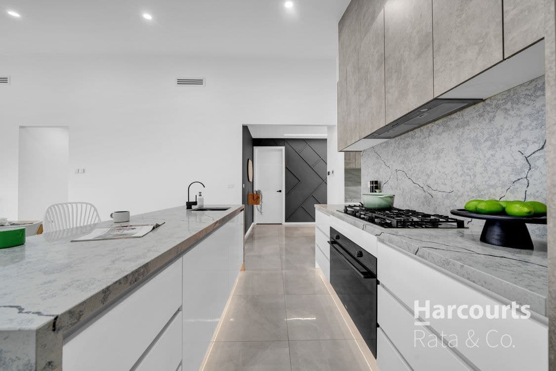 11 Azure Road, Wollert, VIC 3750, Wollert - Thumbnail 2