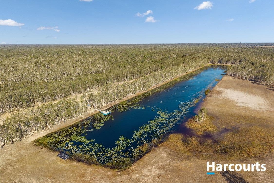 332 Pioneer Road, BUXTON, QLD 4660, Buxton - Thumbnail 4