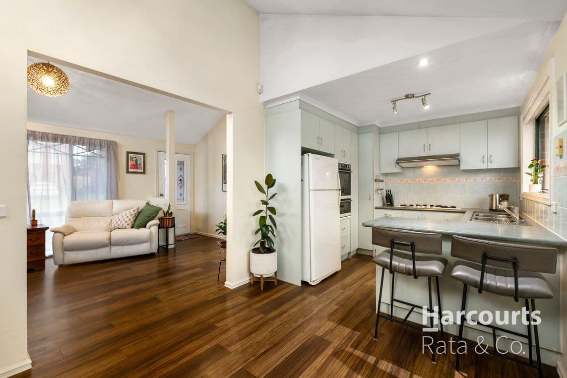 2/8 Plowman Court, Epping, VIC 3076, Epping - Thumbnail 4