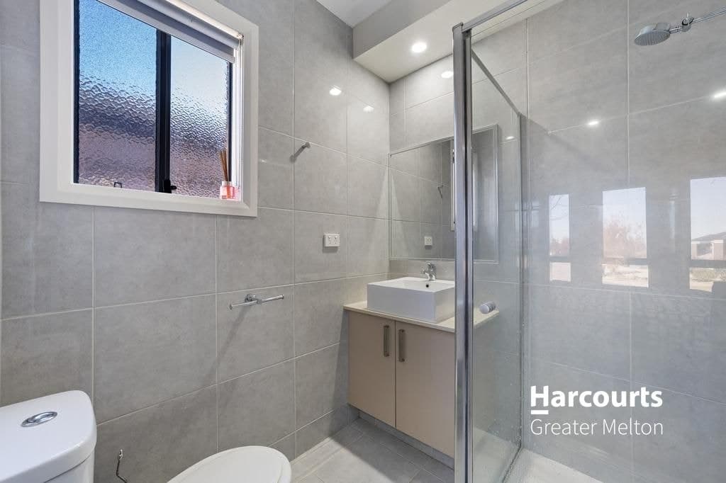 16 Caruana Crescent, HARKNESS, VIC 3337, Harkness - Thumbnail 7