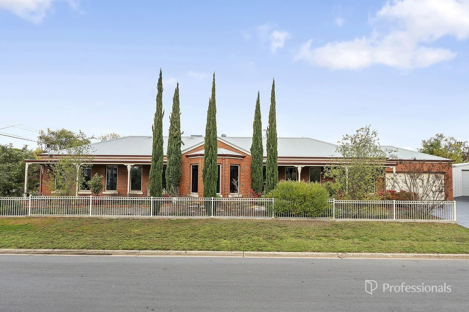 7 Henry Street Maryborough 3465, Maryborough - Image 1