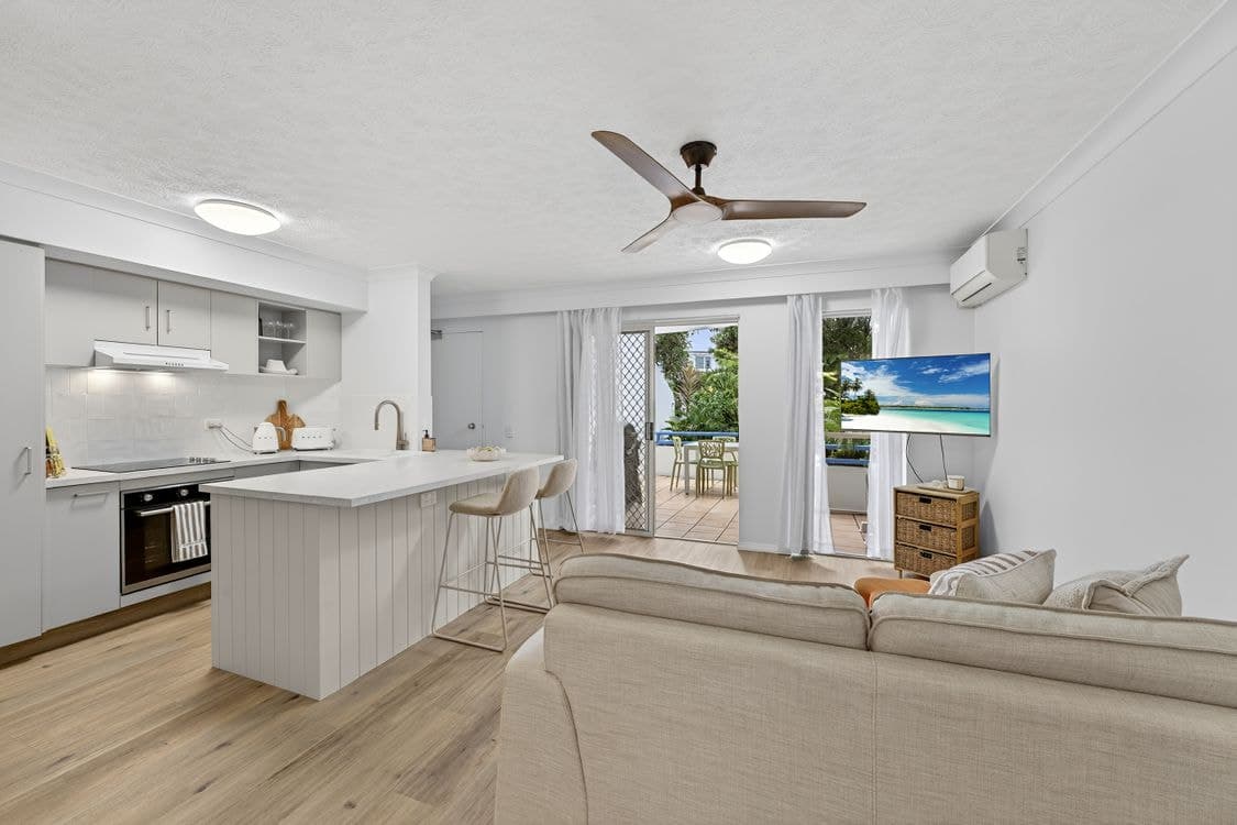 107/150 Stanhill Drive, CHEVRON ISLAND, QLD 4217, Chevron Island - Image 1