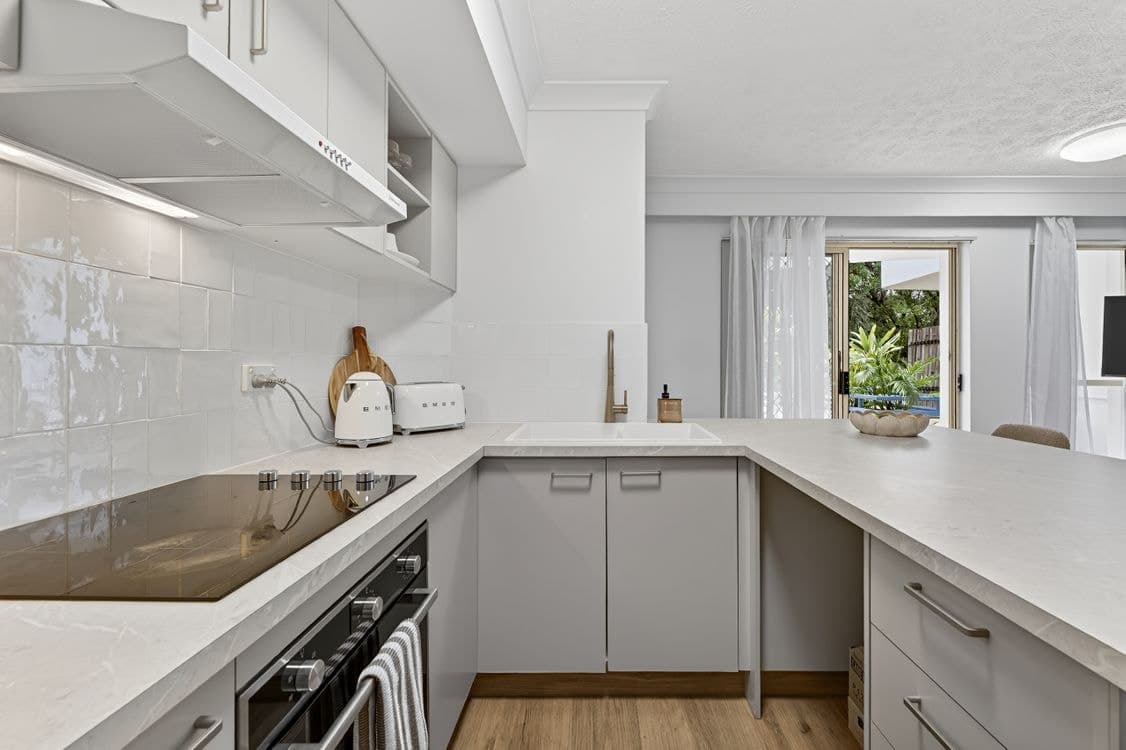 107/150 Stanhill Drive, CHEVRON ISLAND, QLD 4217, Chevron Island - Thumbnail 4
