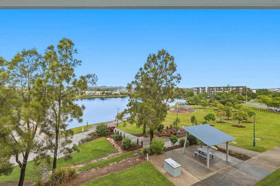 32/1 Lakefront Crescent, Varsity Lakes, QLD 4227, Varsity Lakes - Thumbnail 6