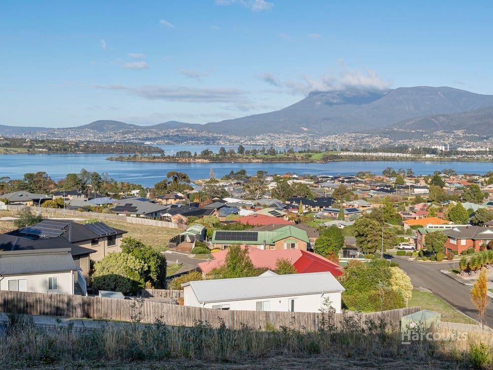 31 Shelmore Drive, OLD BEACH, TAS 7017, Old Beach - Thumbnail 4