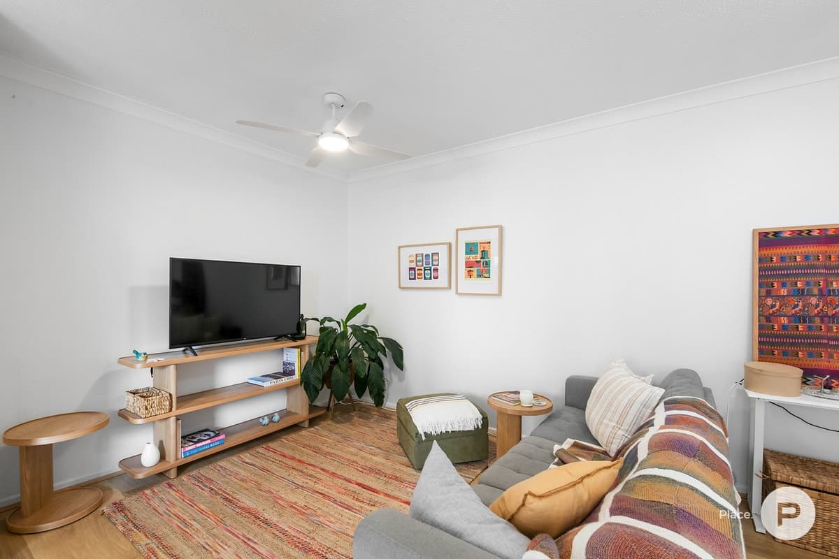 36 Pembroke Road, Coorparoo - Thumbnail 5
