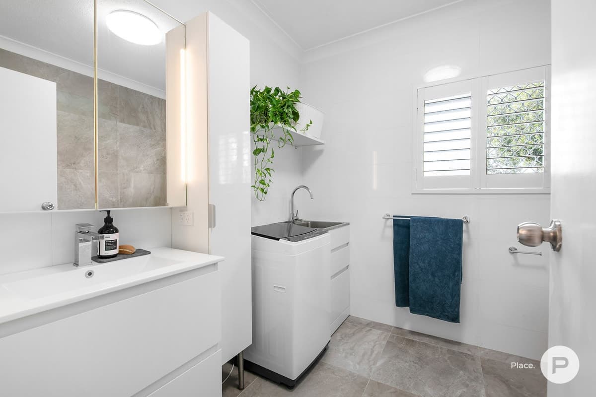 36 Pembroke Road, Coorparoo - Thumbnail 8