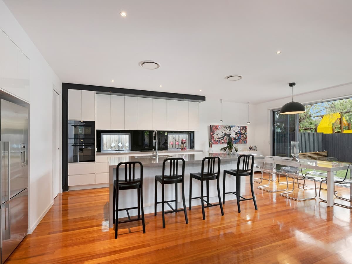 79 White Street, Graceville - Thumbnail 2