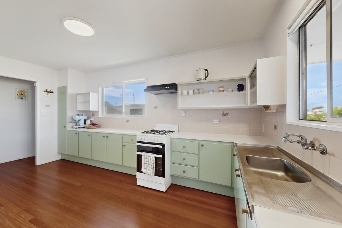 31 Chestnut Street, Wynnum - Thumbnail 4