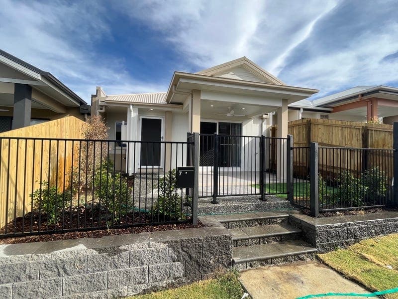 7 Condamine Street, South Ripley - Image 1