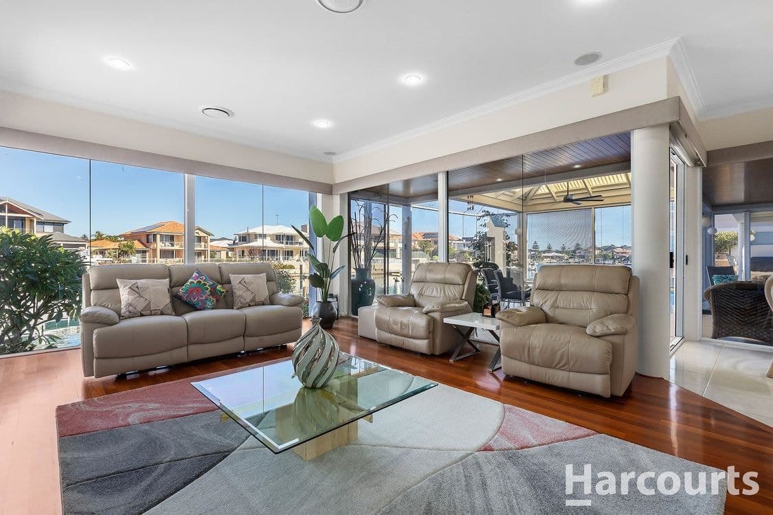 8 Siska Court, HALLS HEAD, WA 6210, Halls Head - Thumbnail 8