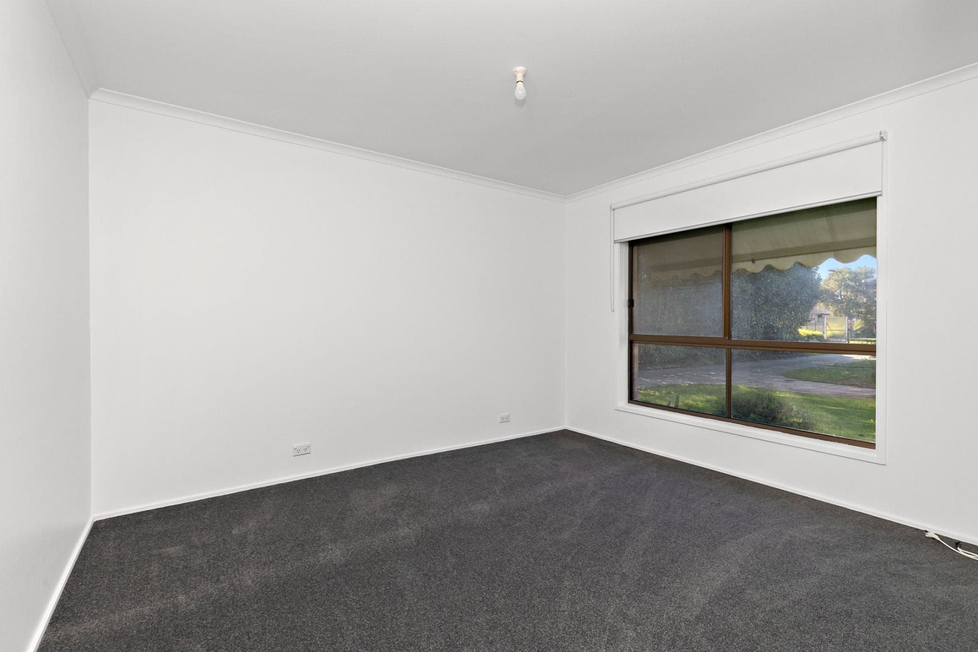 2/31 Macmeikan Street, Whittlesea, Whittlesea - Thumbnail 4
