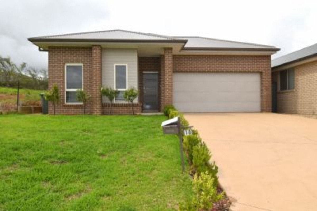 10 Battam Road, Gregory Hills, Gregory Hills - Thumbnail 2
