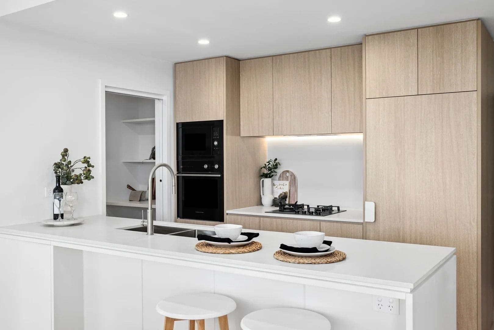 1006/36 Baker Street, Gosford, Gosford - Image 1