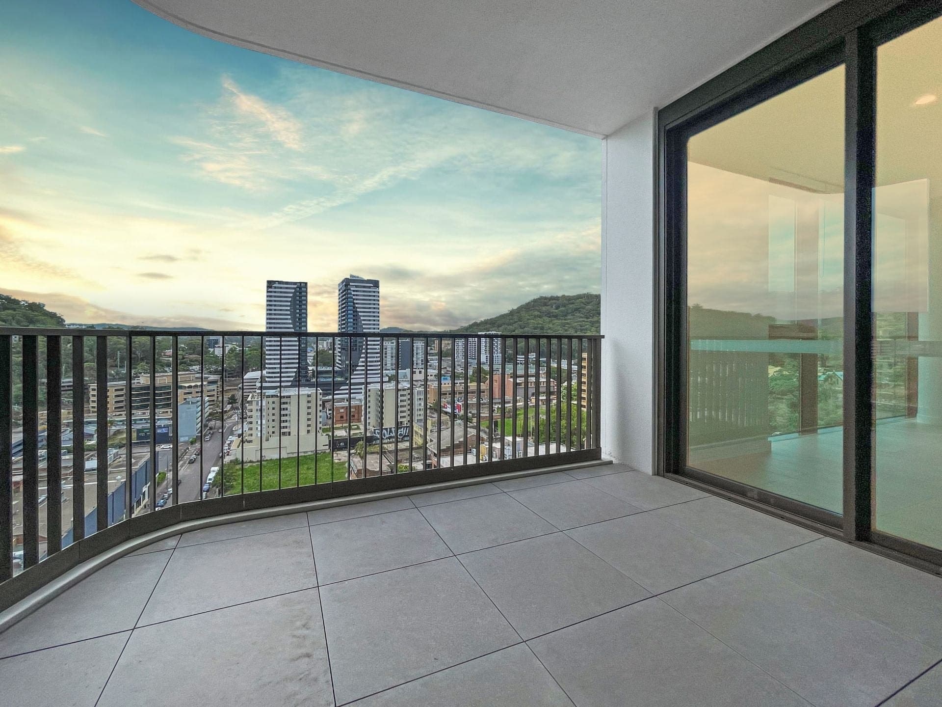 1705/36 Baker Street, Gosford, Gosford - Image 1