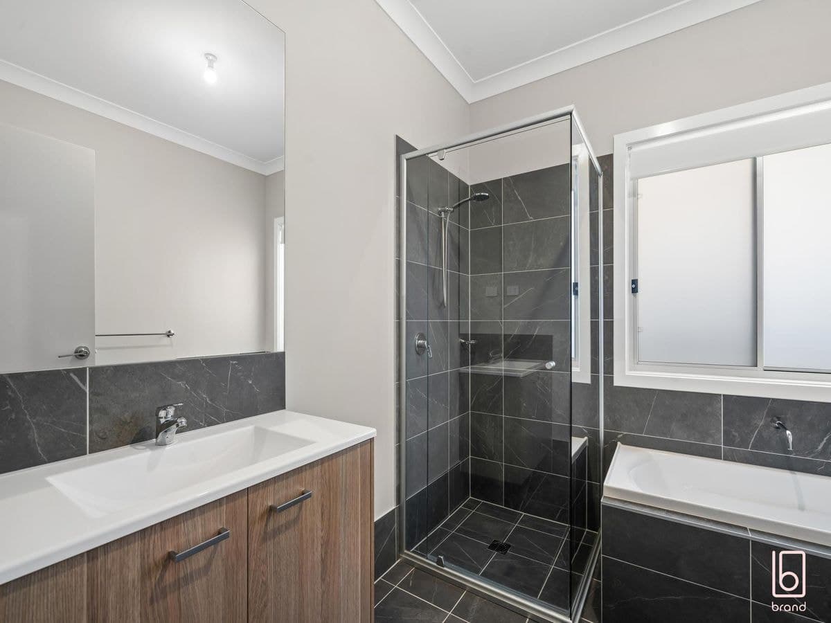 7b Godwit Avenue, Warnervale, Warnervale - Image 1