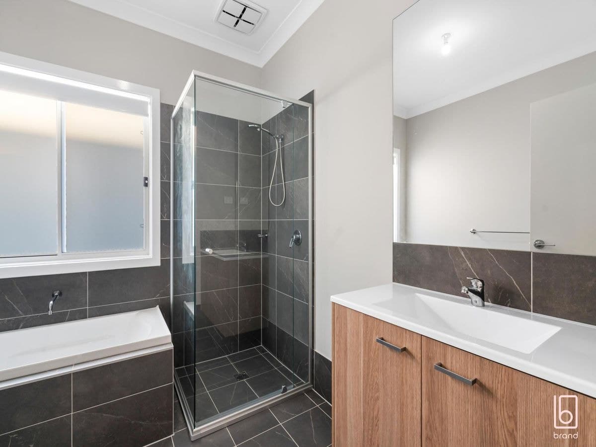 7a Godwit Avenue, Warnervale, Warnervale - Image 1