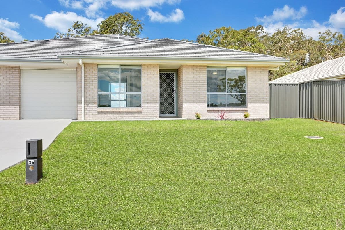36 Shortland Drive, ABERGLASSLYN, Aberglasslyn - Thumbnail 3