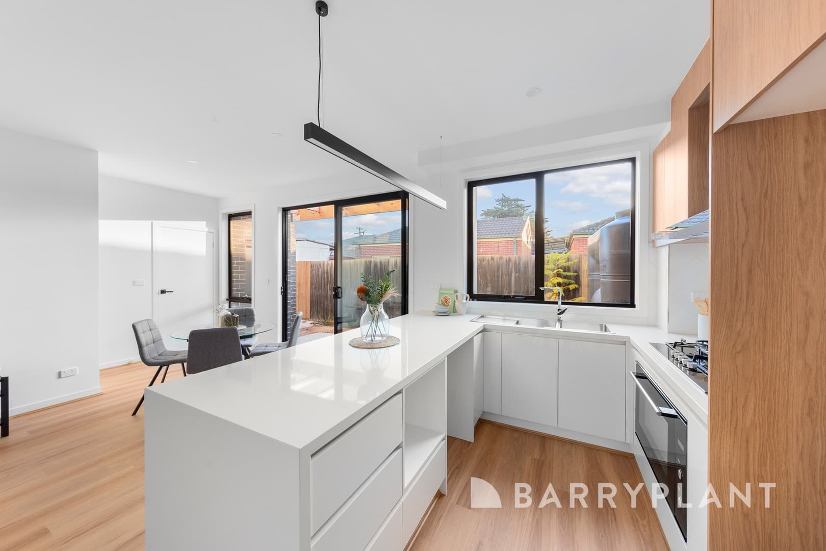 2/82 Helen Street, St Albans, VIC 3021, St Albans - Thumbnail 5