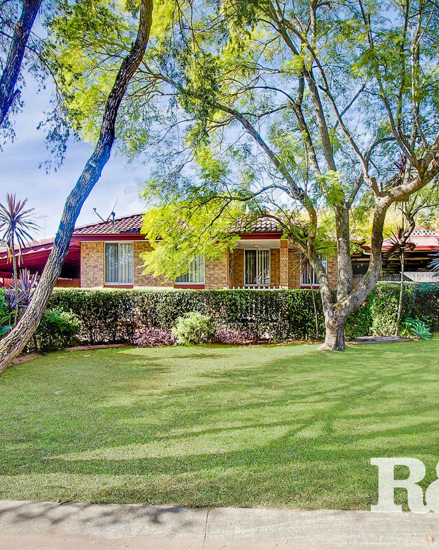 37 Shakespeare Drive St Clair, Clair - Thumbnail 3