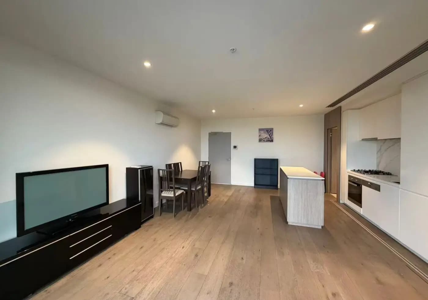 908/5 Elgar Court, Doncaster, VIC, Doncaster - Thumbnail 2