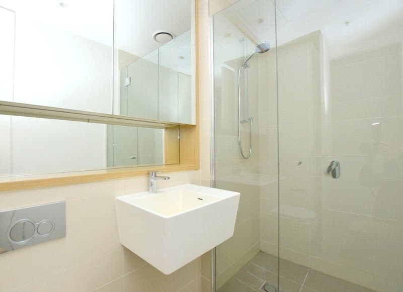 211/89 Roden Street, West Melbourne - Thumbnail 2