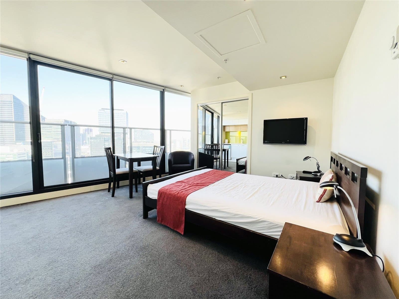 3010B/100 Harbour Esplanade, Docklands - Image 1