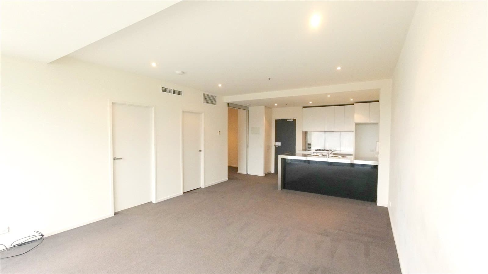 1903/620 Collins Street, Melbourne - Thumbnail 2