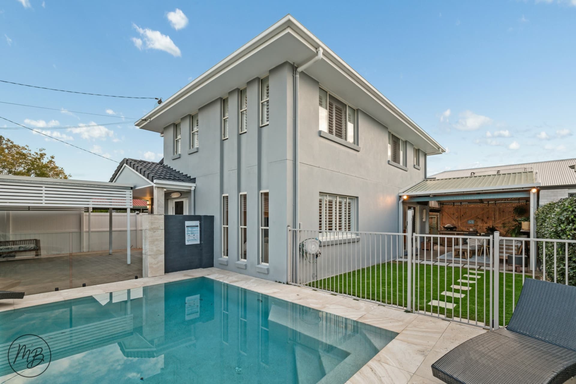 2/1 Carinya Street, Cleveland, Cleveland - Image 1
