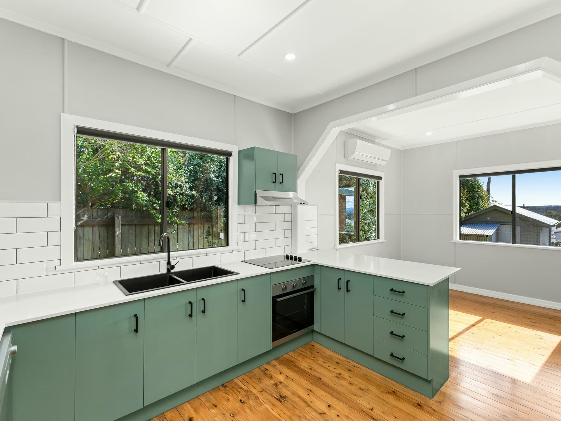 6 Donald Street, Warwick, Warwick - Thumbnail 4