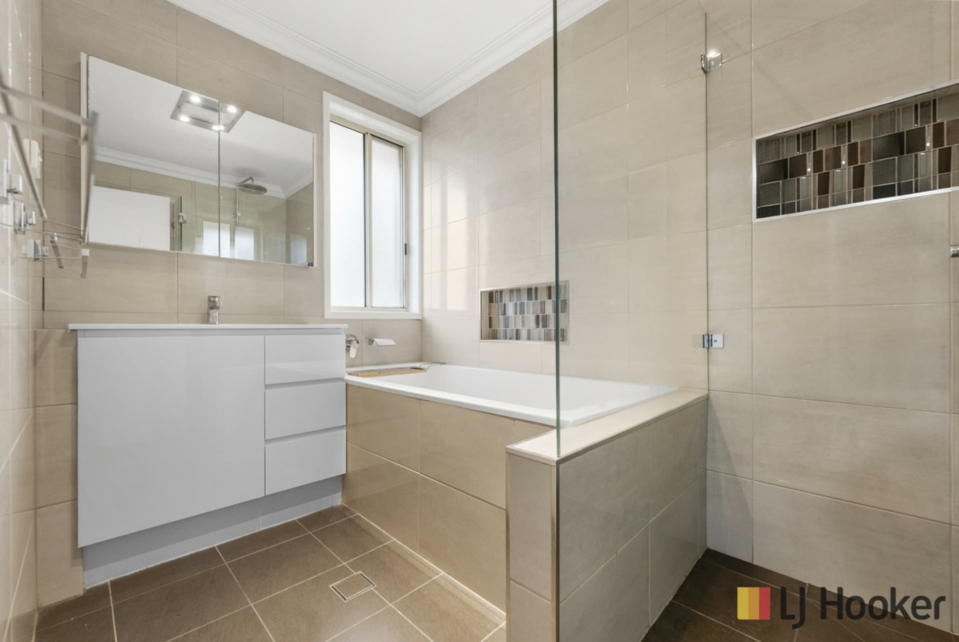 8 Gracelands Drive, Quakers Hill, Quakers Hill - Thumbnail 8