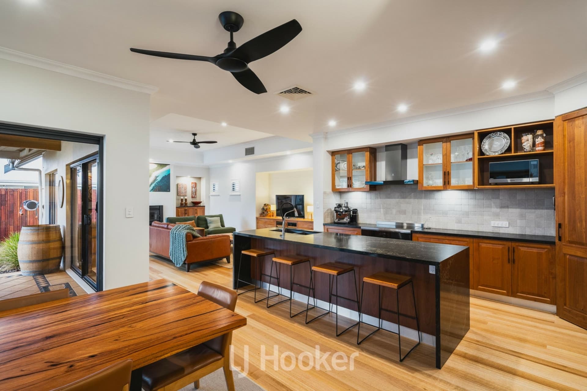 4 The Enclave Dunsborough WA, Dunsborough - Thumbnail 7